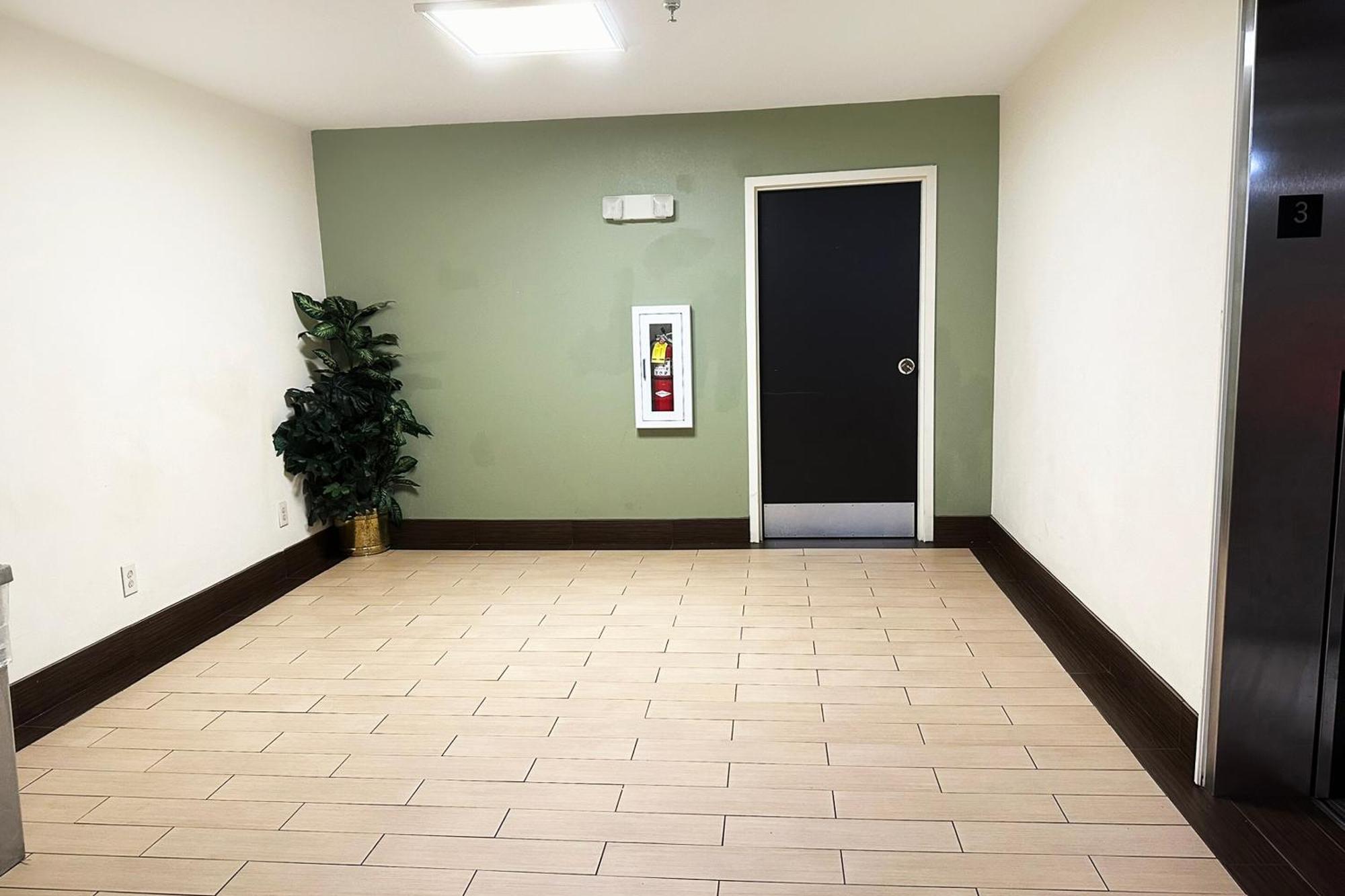 Oyo Hotel Rome West Ga Exterior photo