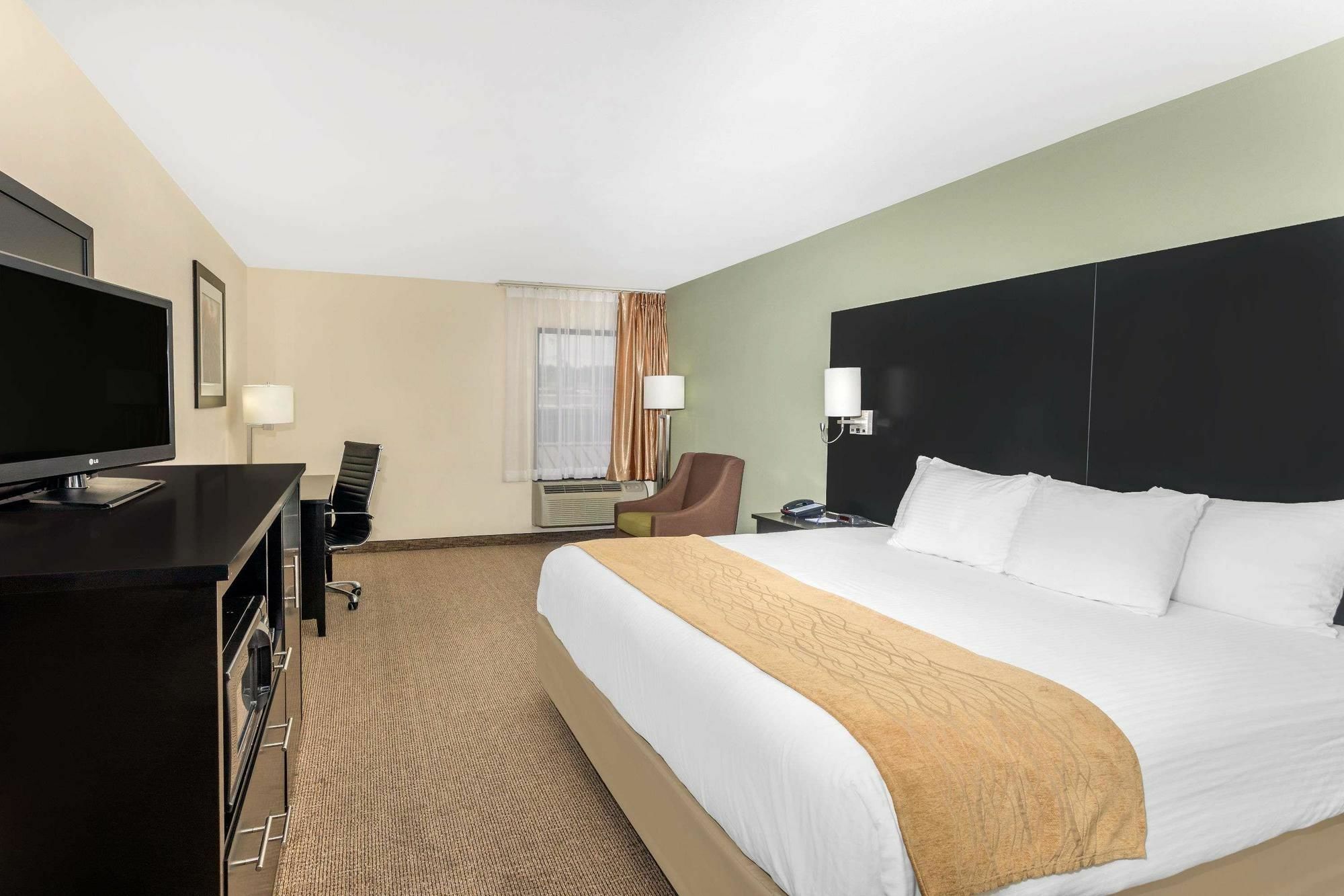 Oyo Hotel Rome West Ga Exterior photo